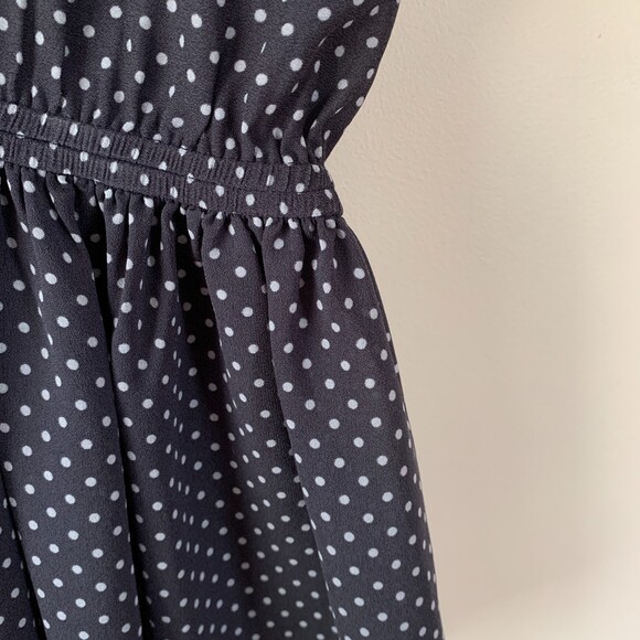 Ann Taylor cap sleeve navy polka dot peplum top XS - Picture 6 of 8